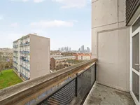 Недвижимость Yates House, Roberta Street: 12