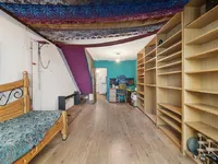 Недвижимость Yates House, Roberta Street: 13