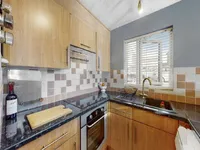 Недвижимость Bryn House, Broadfields Way: 6