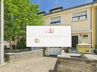 Недвижимость House 4 bedrooms for sale in Bertrange: 1