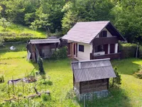 Недвижимость Дом, Равница: 2