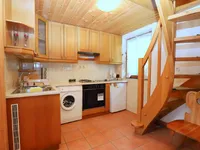 Недвижимость Дом, Равница: 12