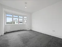 Недвижимость Gloucester Close, London, 8: 3