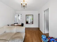 Недвижимость Dickens Estate: 4