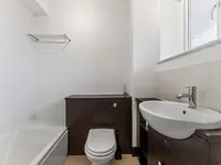 Недвижимость Upper Richmond Road: 2