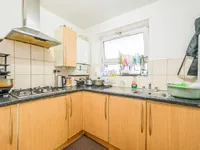 Недвижимость Sutton Street, Shadwell: 6