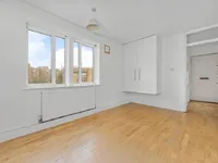 Недвижимость Agar Grove, Camden: 1