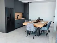 Недвижимость Трёхкомнатная квартира Центр: 8