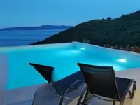 Недвижимость Трёхкомнатная квартира Центр: 10