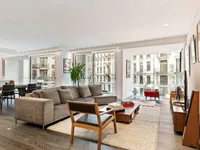 Недвижимость Apartment 5 rooms: 1