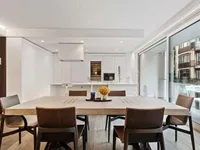 Недвижимость Apartment 5 rooms: 9