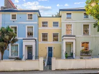 Недвижимость Adelaide Road: 6