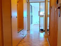 Недвижимость Квартира, 3 комнаты, Линхартова: 10