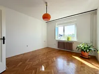 Недвижимость Квартира 3-комнатная, Ново Брдо: 4