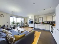 Недвижимость Luma Apartments, Central Way: 9