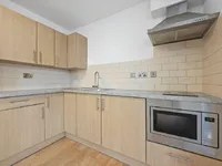 Недвижимость Shepherds Bush Road: 5