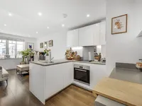 Недвижимость Carnwath Road: 11