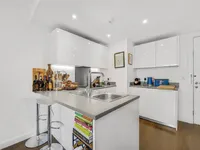 Недвижимость Carnwath Road: 12