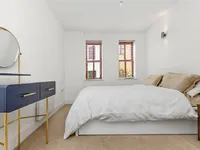 Недвижимость Quaker Street: 9