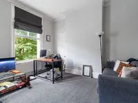 Недвижимость Kingsdown Road: 2