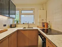 Недвижимость Shuttleworth Road: 12