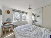 Недвижимость Highcroft Road: 4