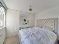 Недвижимость Highcroft Road: 8