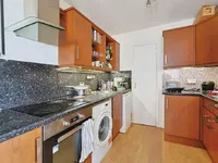 Недвижимость Bramlands Close: 13