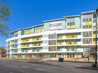 Недвижимость Clarence Avenue: 6