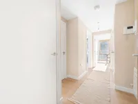 Недвижимость Clarence Avenue: 12