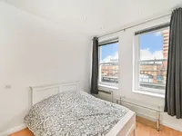 Недвижимость St Johns Hill: 2