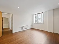 Недвижимость Bromyard House, Bromyard Avenue: 11