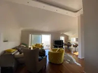 Недвижимость Трехкомнатная квартира в Центре: 4