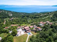 Недвижимость Дом в Вепринаце, Опатия: 28