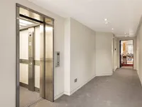 Недвижимость Holbein Place: 11