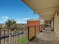 Недвижимость Ainsworth Close: 2