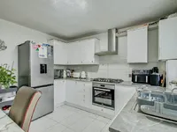 Недвижимость Ainsworth Close: 7