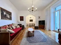 Недвижимость Трёхкомнатная квартира Центр: 1