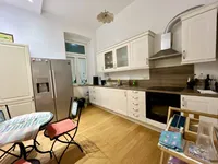 Недвижимость Трёхкомнатная квартира Центр: 5