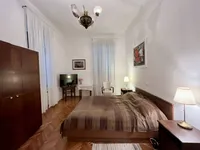 Недвижимость Трёхкомнатная квартира Центр: 8