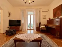 Недвижимость Трёхкомнатная квартира Центр: 13