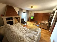 Недвижимость Дом дуплекс в Копере, Зустерна: 6