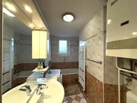 Недвижимость Трехкомнатная квартира Шентвид: 6