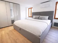 Недвижимость Четырёхкомнатная квартира с террасой в Пиране: 12