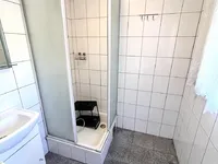 Недвижимость Лока при Зиданем Мосту: 16