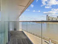 Недвижимость Waterfront Drive: 17
