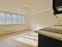 Недвижимость Elspeth Road: 8