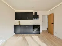 Недвижимость Elspeth Road: 12