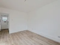 Недвижимость Elspeth Road: 15