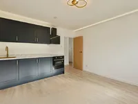 Недвижимость Elspeth Road: 19